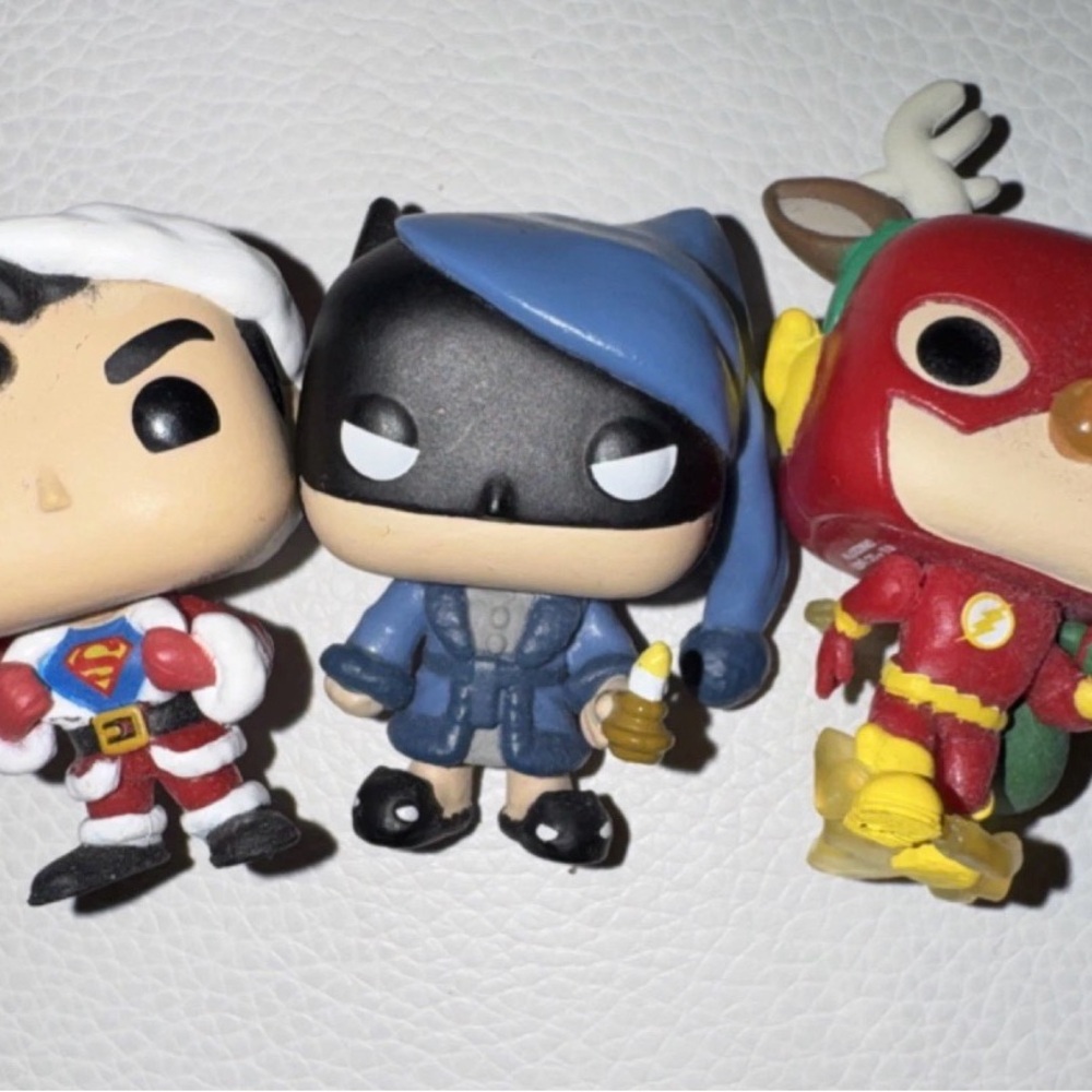 3 Funko Pop! Vinyl Holiday Superman, Batman, Flash Figure Set DC Universe